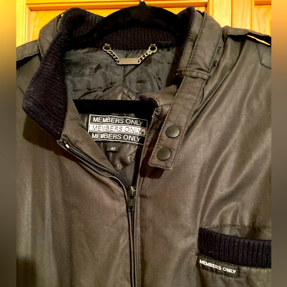 Black Members Only jacket. Men’s, size 42.